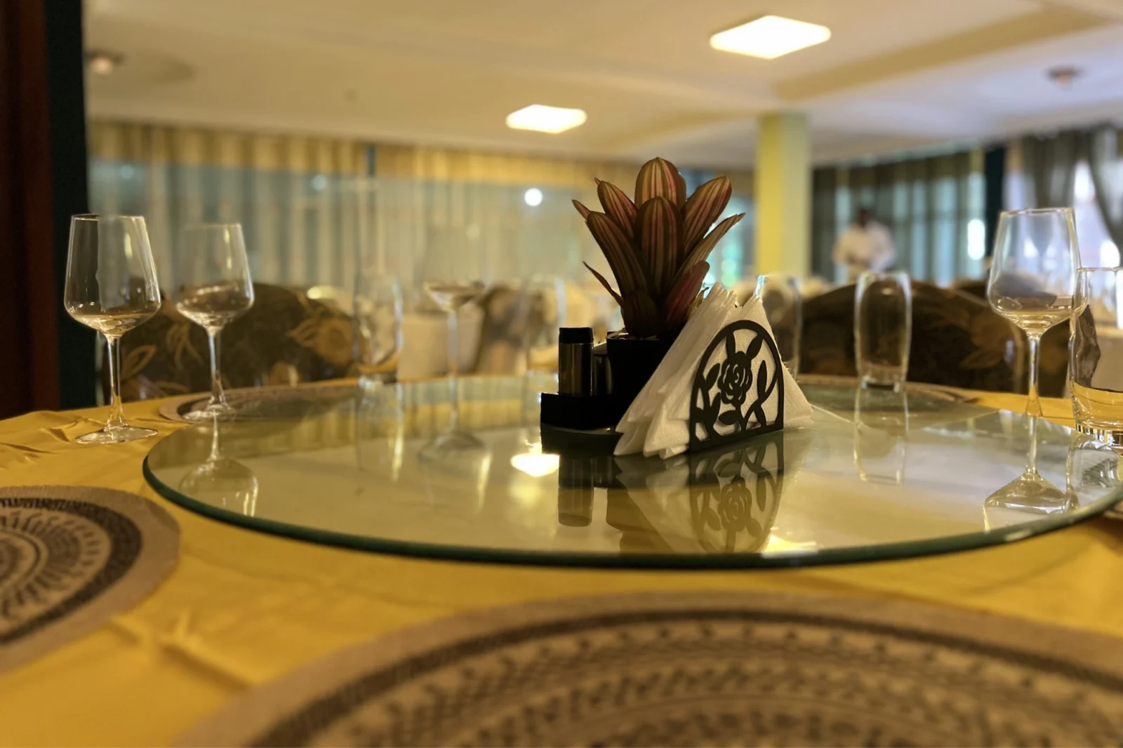fine dining table setup